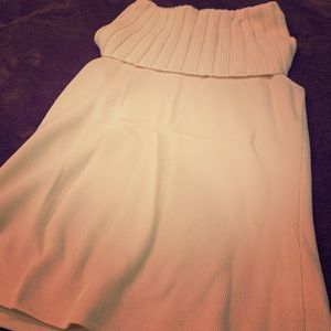 Cowl neck sleeveless sweater